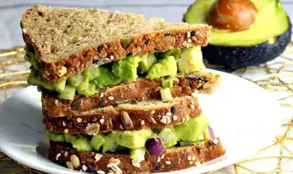 Avocado-Chicken-Salad